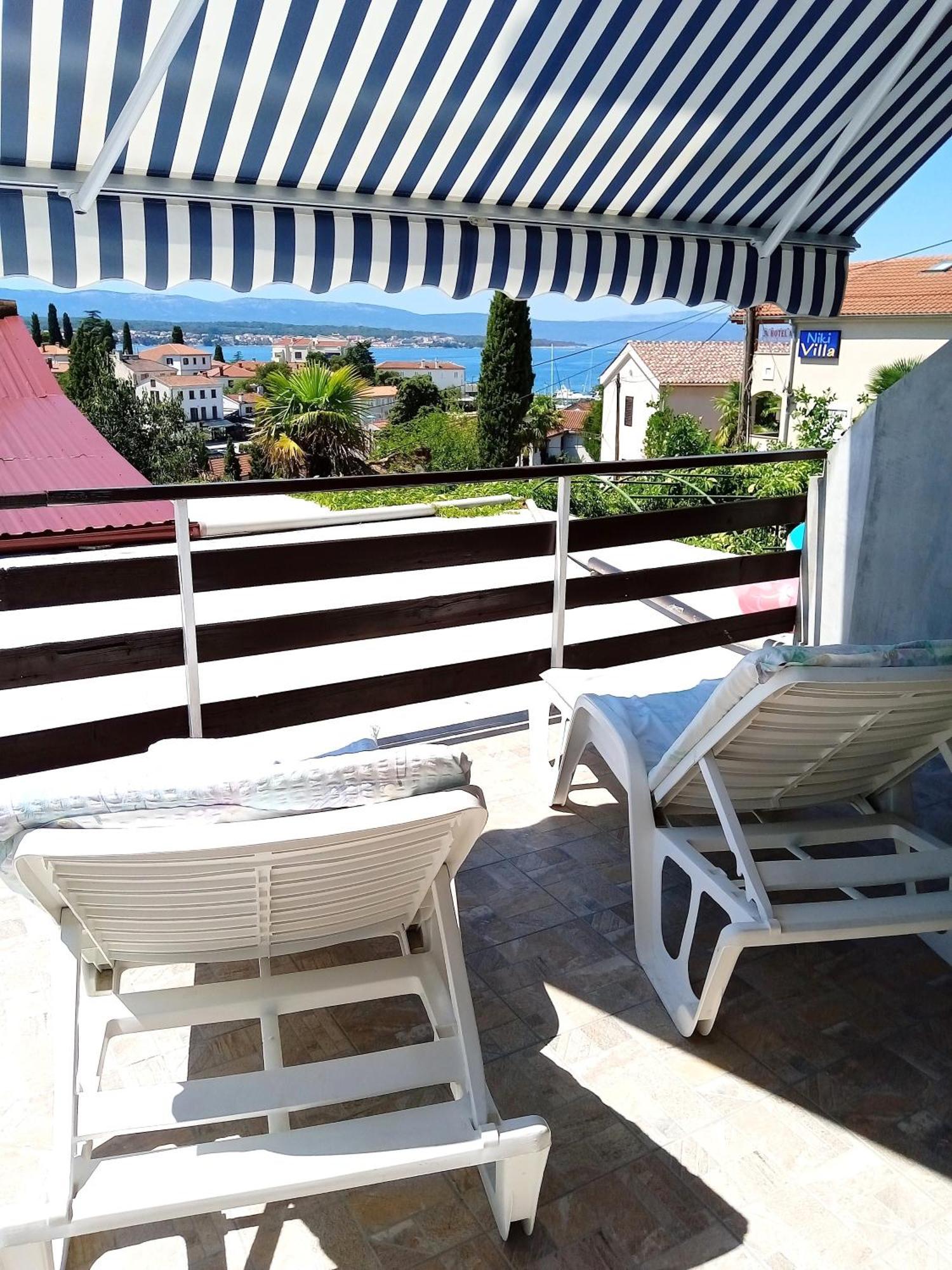 Guesthouse Cecilia 2 Малинска Екстериор снимка