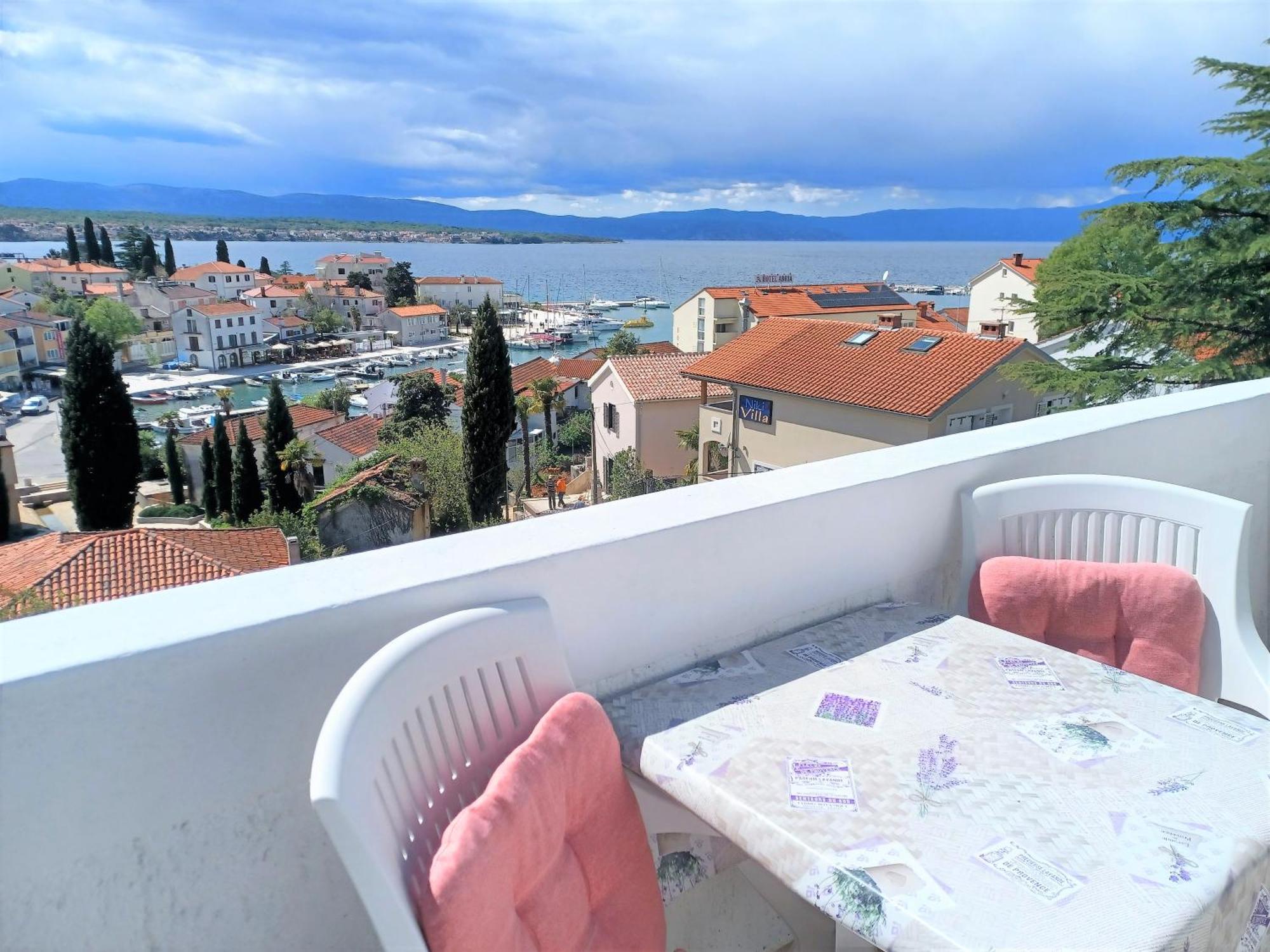 Guesthouse Cecilia 2 Малинска Екстериор снимка