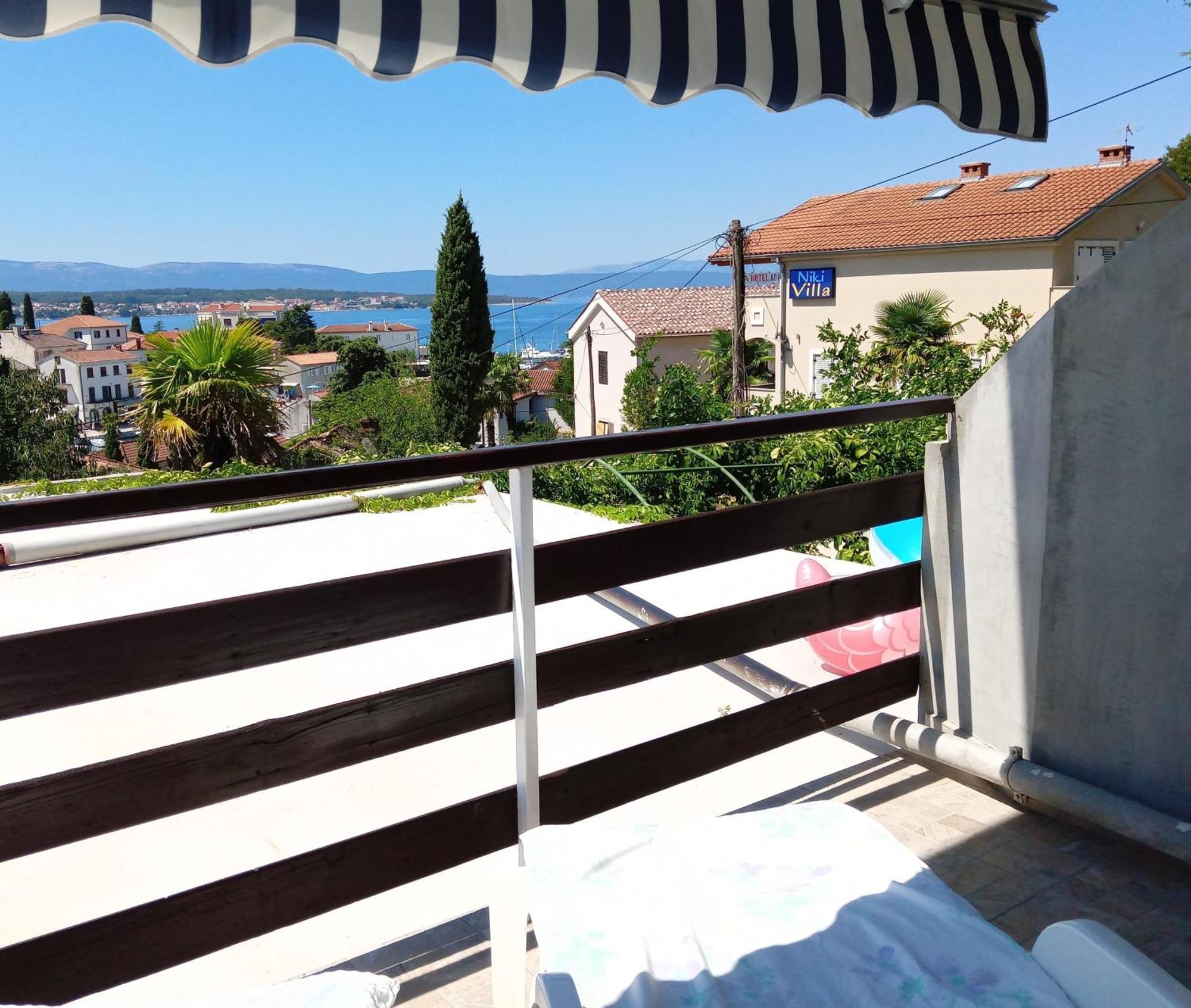 Guesthouse Cecilia 2 Малинска Екстериор снимка